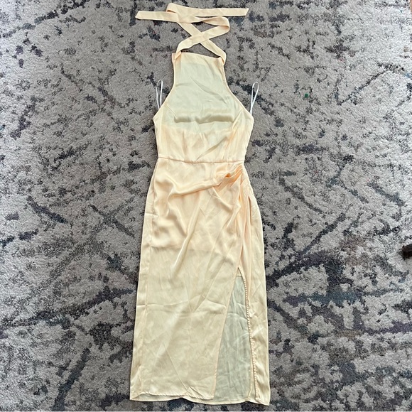 NWT Hello Molly My Challenge Satin Midi Dress in Yellow - Picture 2 of 5